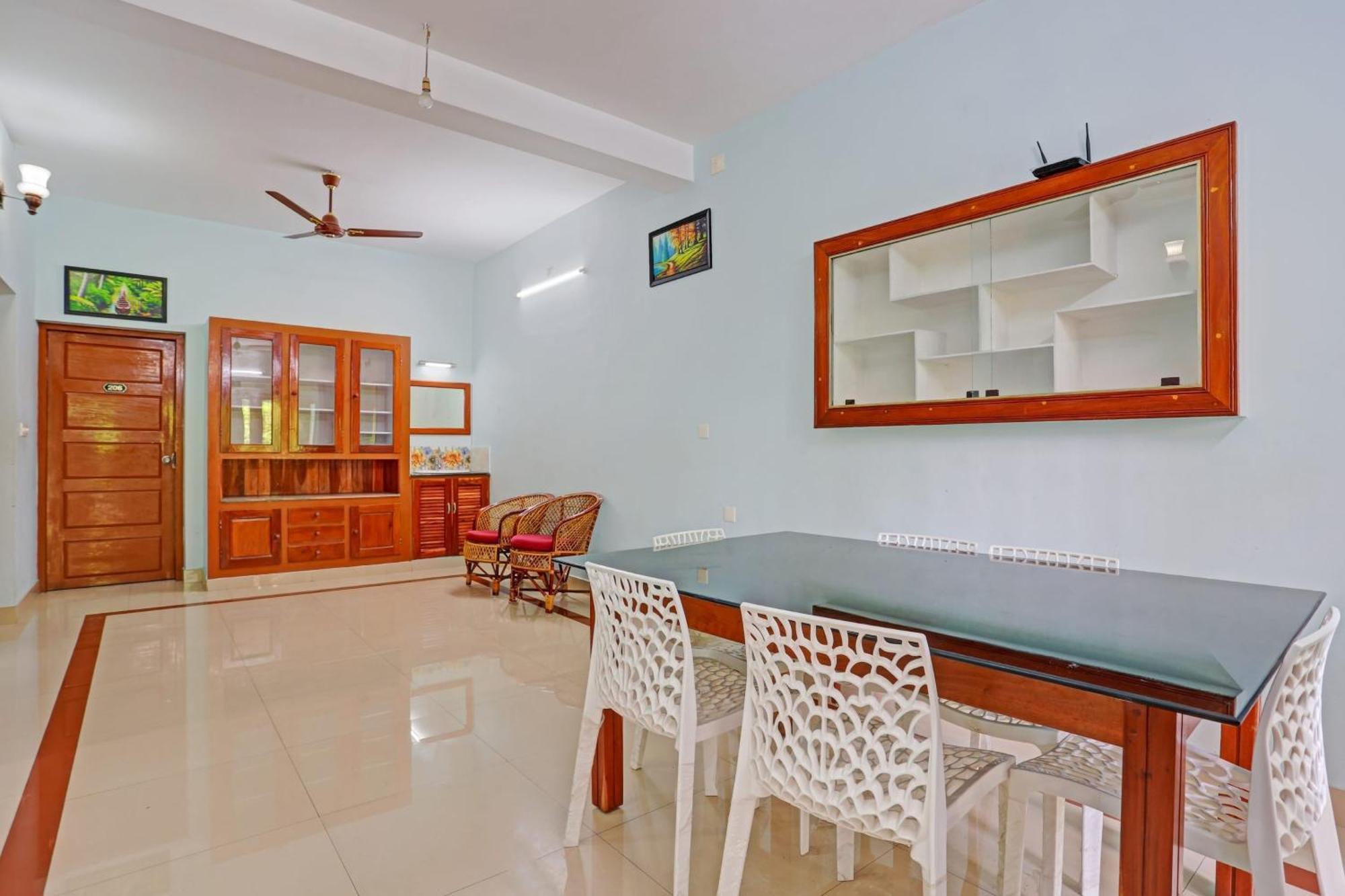 Flagship Hotel Adara Residency Thiruvananthapuram Exterior photo